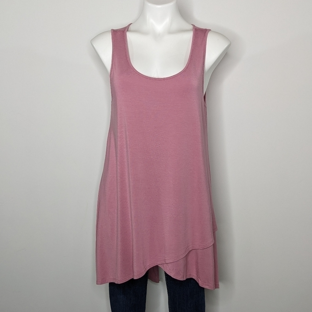 ✨3/$15 Matilda Jane pink/purple floral peek a boo panel backed tank M